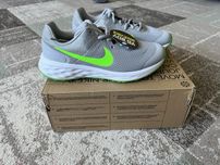 Маратонки Nike Revolution 6 NN