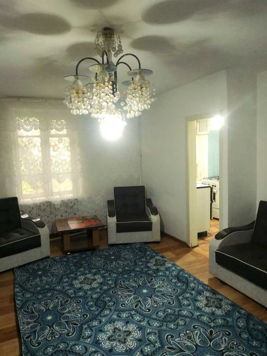 Сдам светлую квартиру на Цум Космонавт