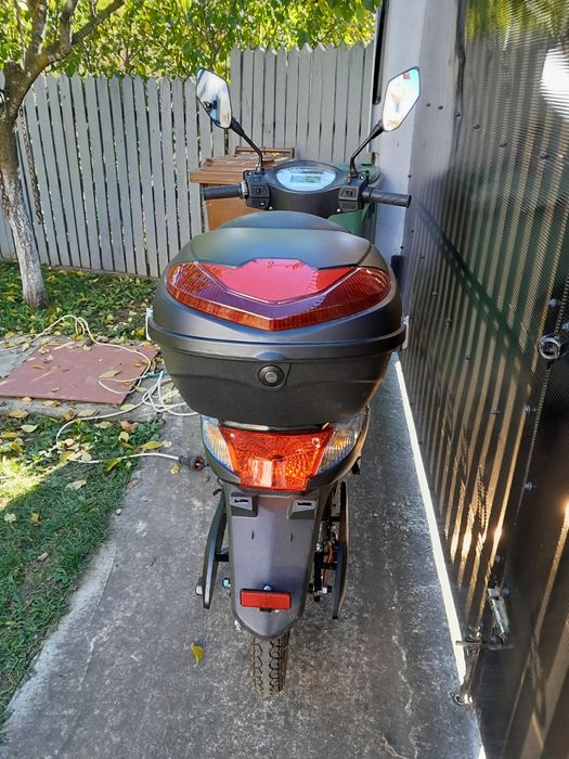 Scuter electric de vanzare