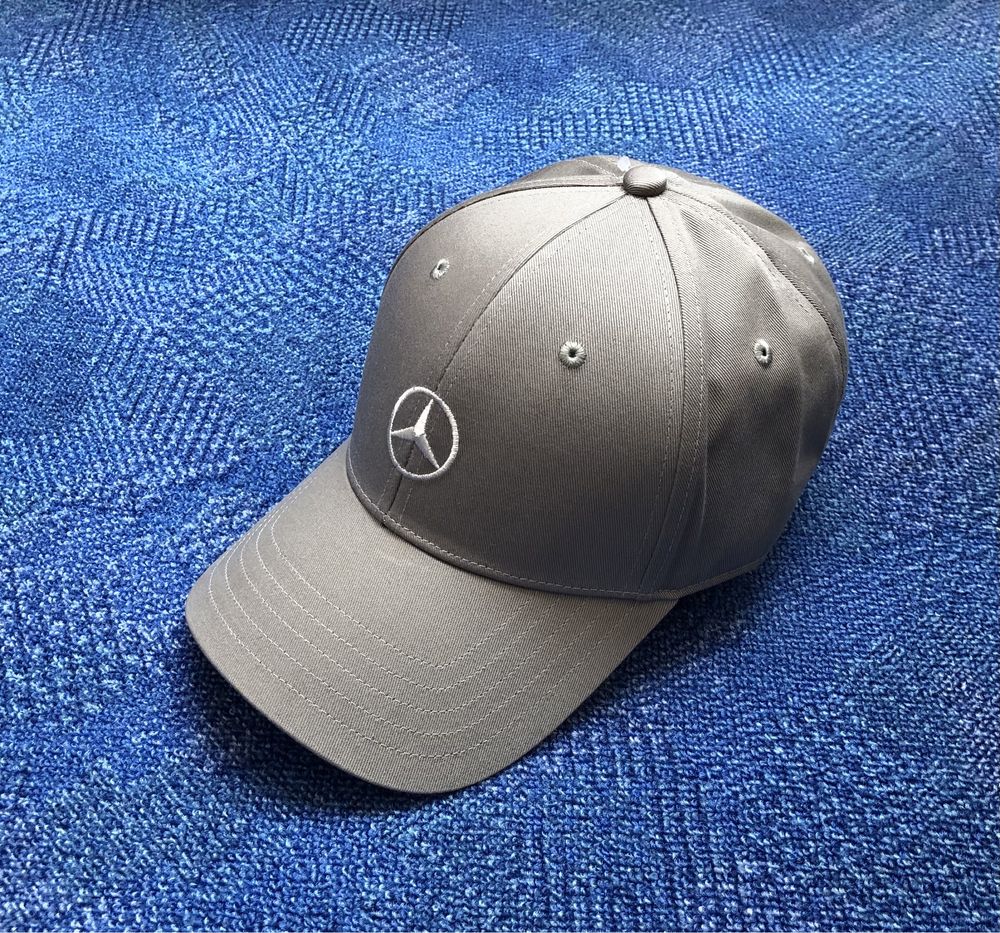 Adidas Mercedes AMG Petronas Formula One Team ОРИГИНАЛНИ шапки