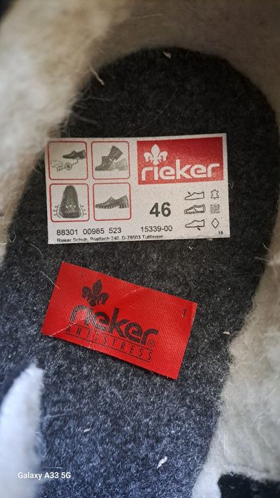 Vand ghete din piele și blană naturala pentru bărbați, brand Rieker.