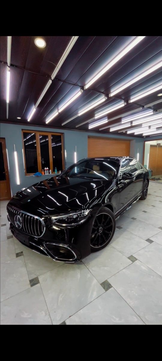 Mercedes benz w 223