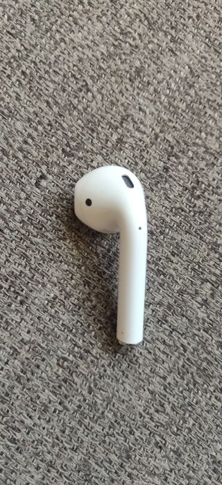 AirPods 2   1 наушник