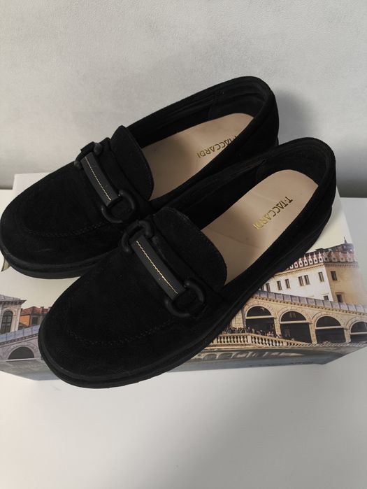 Лоферы женские замшевые