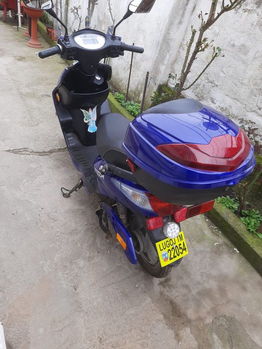 Scuter electric Ztech zt27