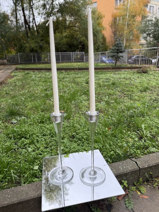 Продавам общо 12 комплекта от 2 броя, 28 см високи стъклени свещника