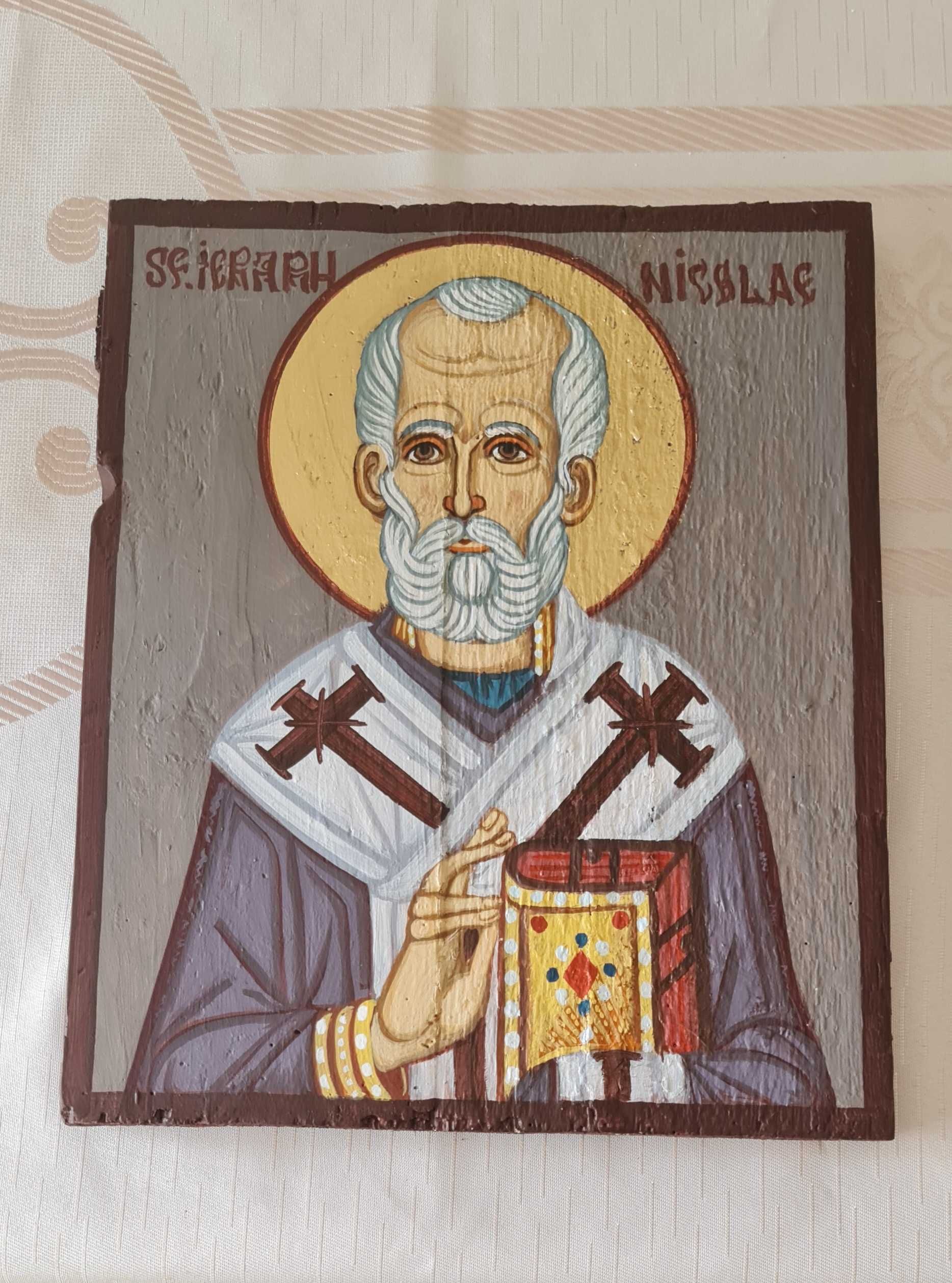 Icoana Sf. Ierarh Nicolae pictat pe lemn vechi de peste 100 ani