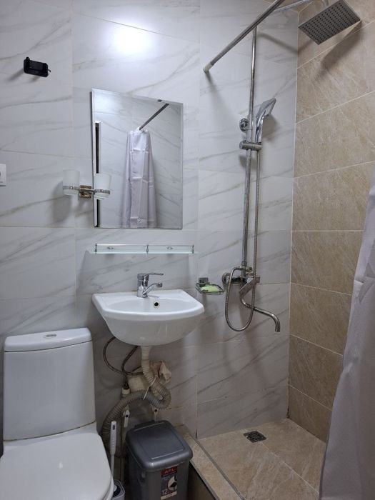 Срочно сдаётся люкс 1 ком квартира. На Чиланзаре  1 квартал