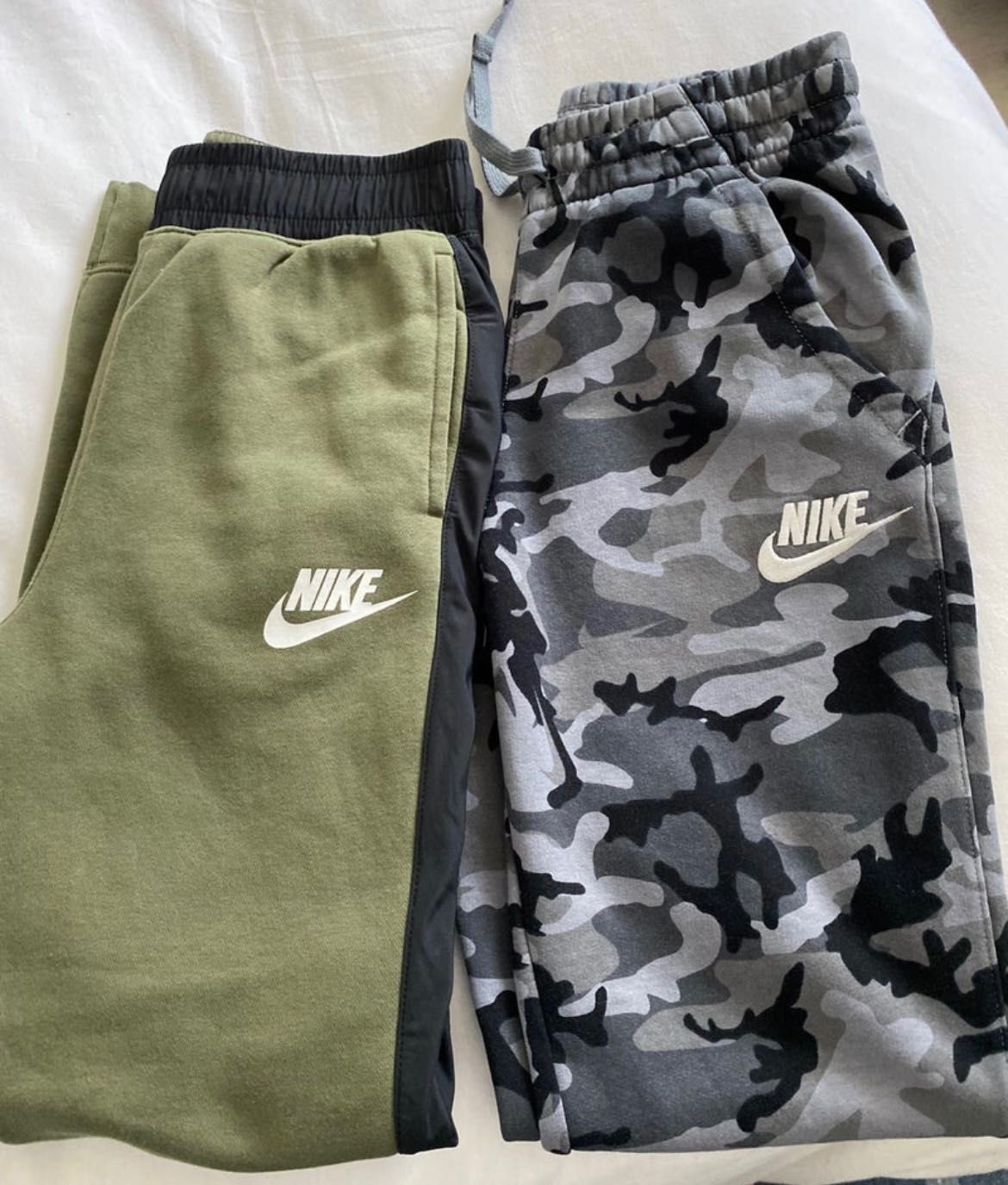 Pantaloni sport Nike copii - 150 cm