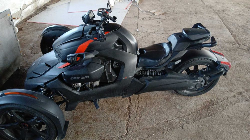Can Am 2021 Motociclu