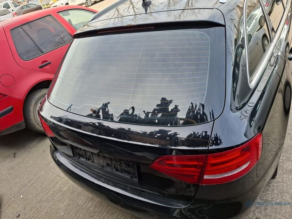 Dezmembrez AUDI A4 IV Avant 8K5, B8 2009 2.0 TDI CAGA 105KW|143HP