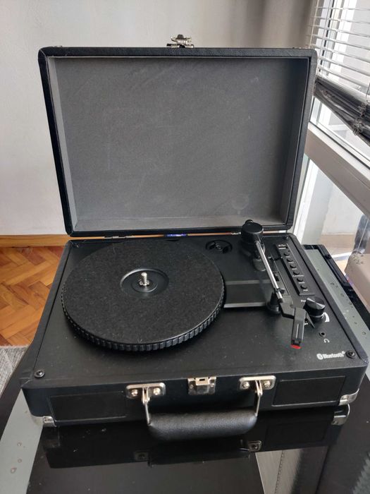 Грамофон в куфарче