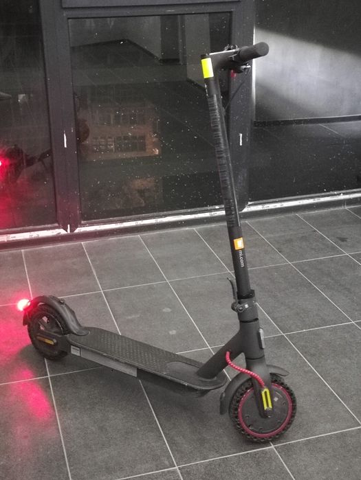 Електрическа тротинетка Xiaomi Mi Pro 2