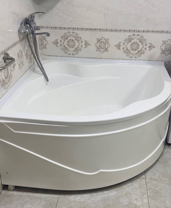 Ванна уголок акрил