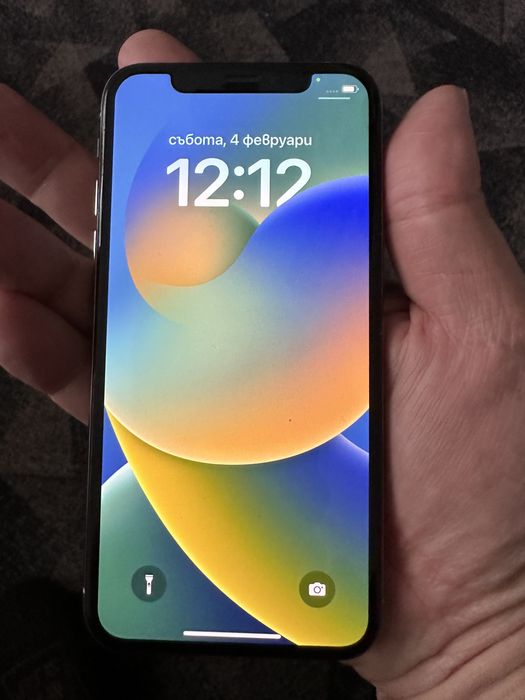 Продавам IPhone XS