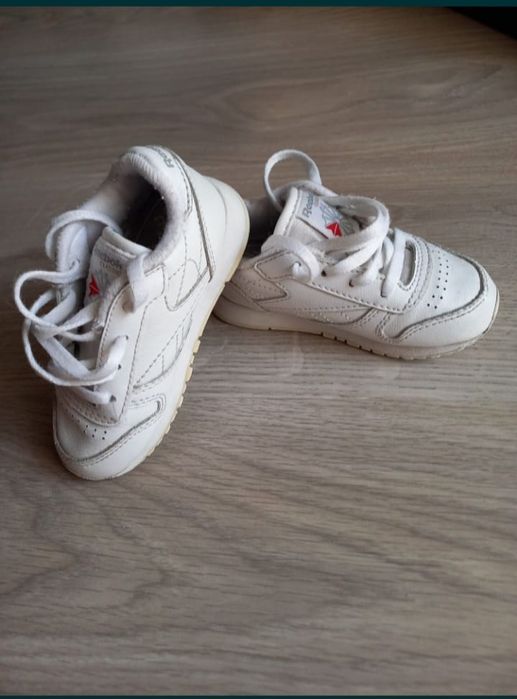 Reebok adidași bebe mărime 21.5