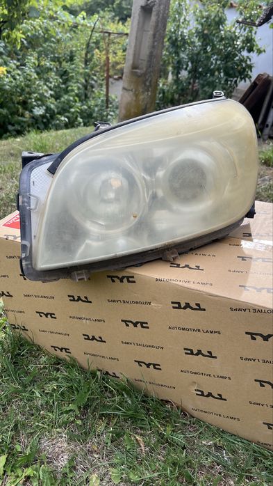 Фарове Toyota Rav 4 2006