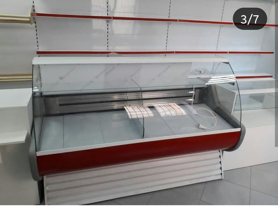 Витринный холодильник