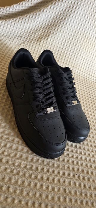 Продавам маратонки Nike Airforce 1