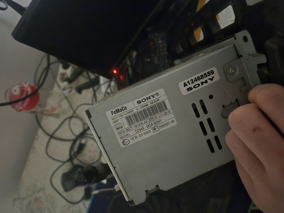 Casetofon sony Ford mondeo 2012