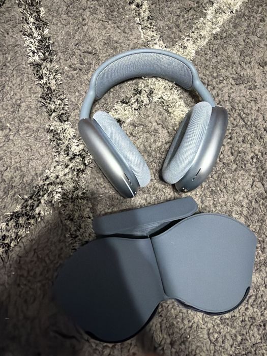 Airpods max blue