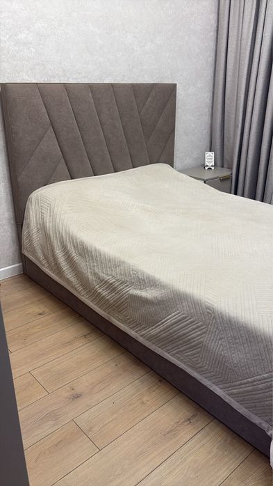 Продам кровать 140х200см