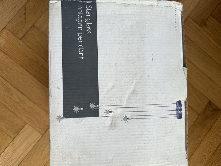 Продавам чисто нови лампи  5-ет звезди за спалня висящи корегираши