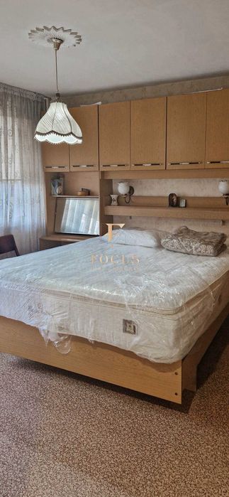 Продава се Тристаен апартамент в Пловдив, Център - 130 кв.м за 1981 €/кв.м - Снимка #2