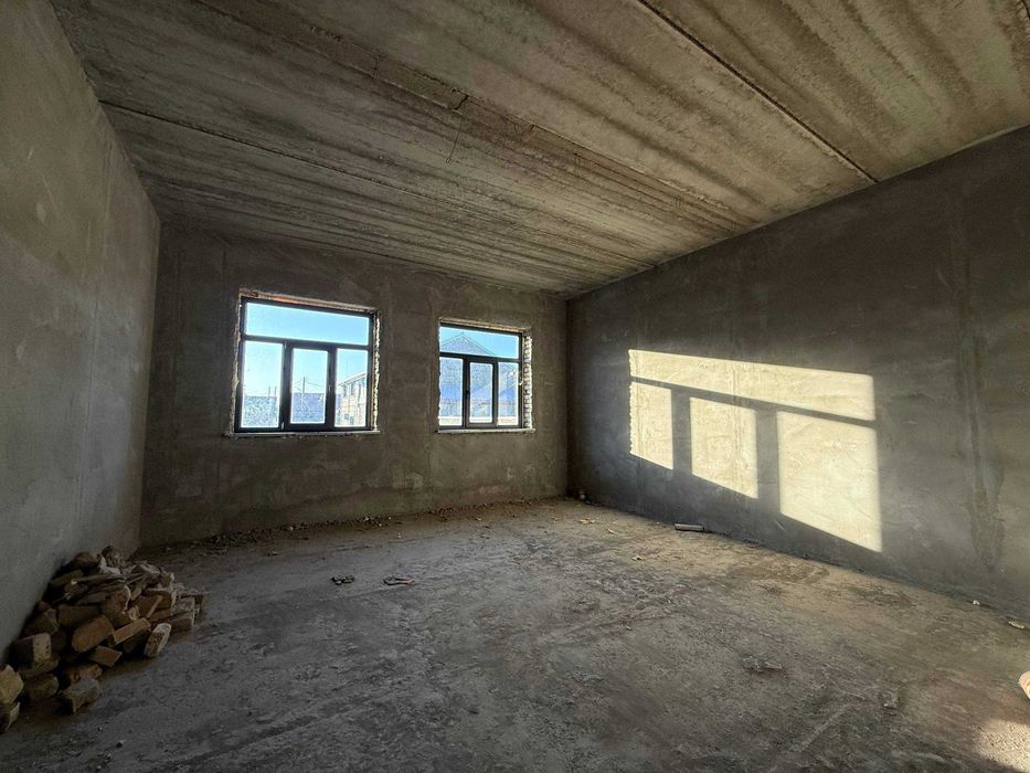 buxoroda tayyor 5 SOTIQLI HOVLI SOTILADI