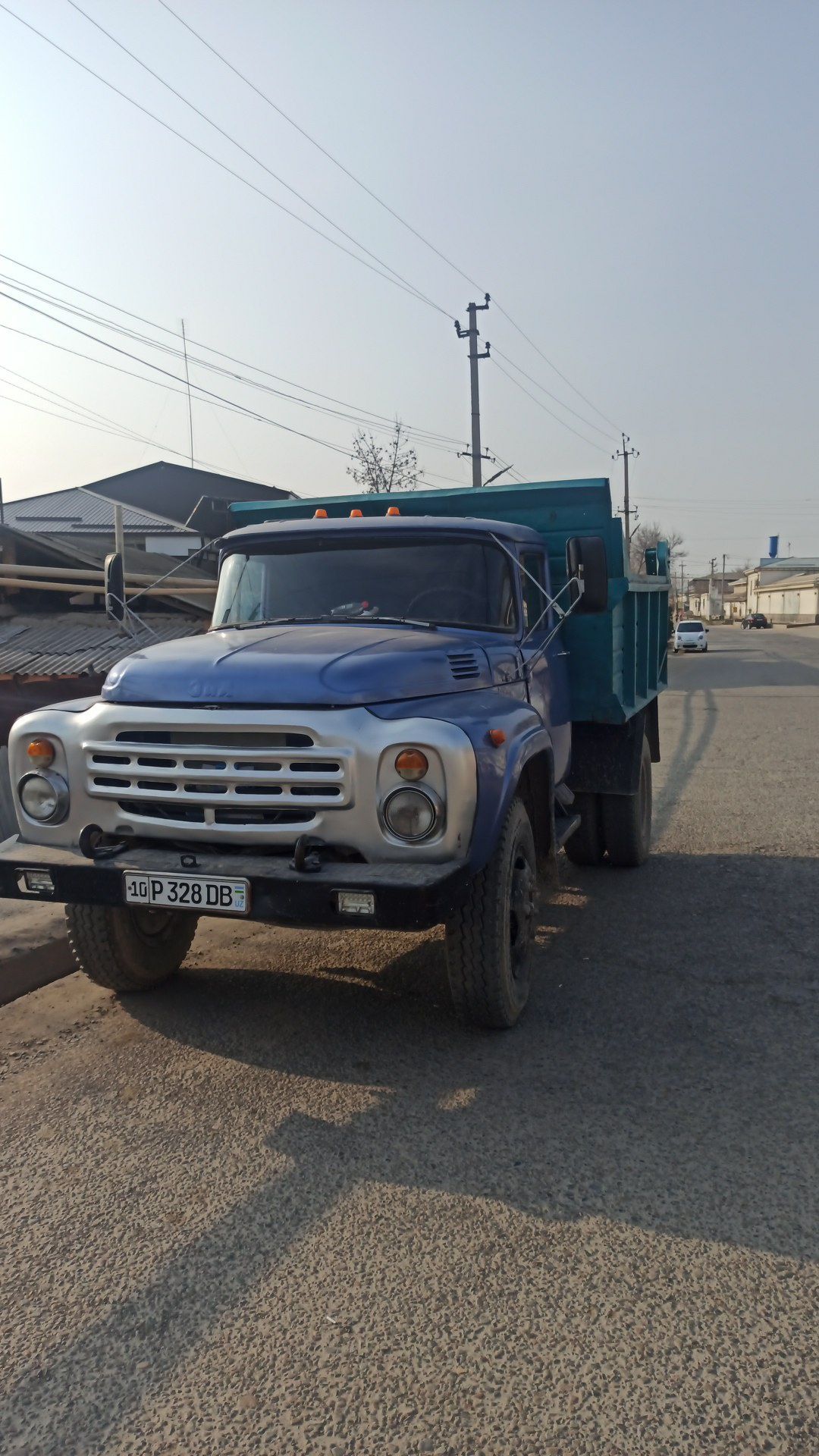 Zil 130 yaxshi xolatda