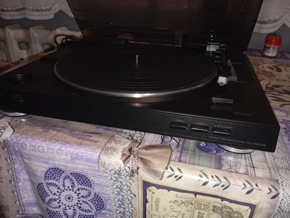 Грамофон Sony ps lx 300