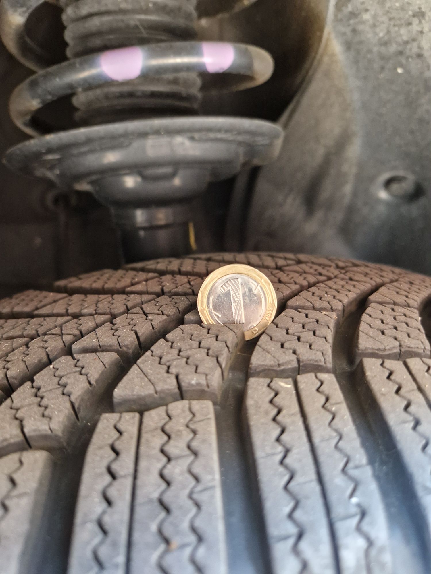 Зимни гуми Bridgestone 225/60  R18