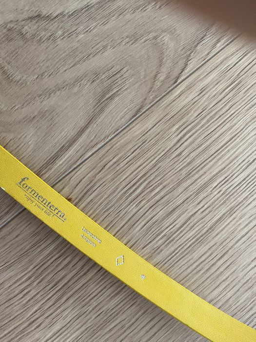Curea galbena 75 cm