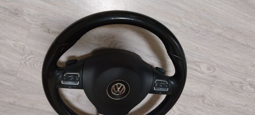 Volan complet cu padele VW PASSAT B6, B7, CC
