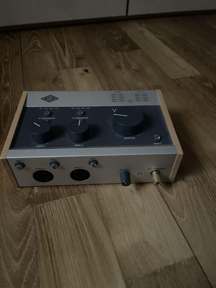 Universal Audio Volt 276 USB аудио интерфейс