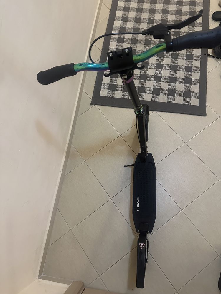 Тротинетка Byox ..