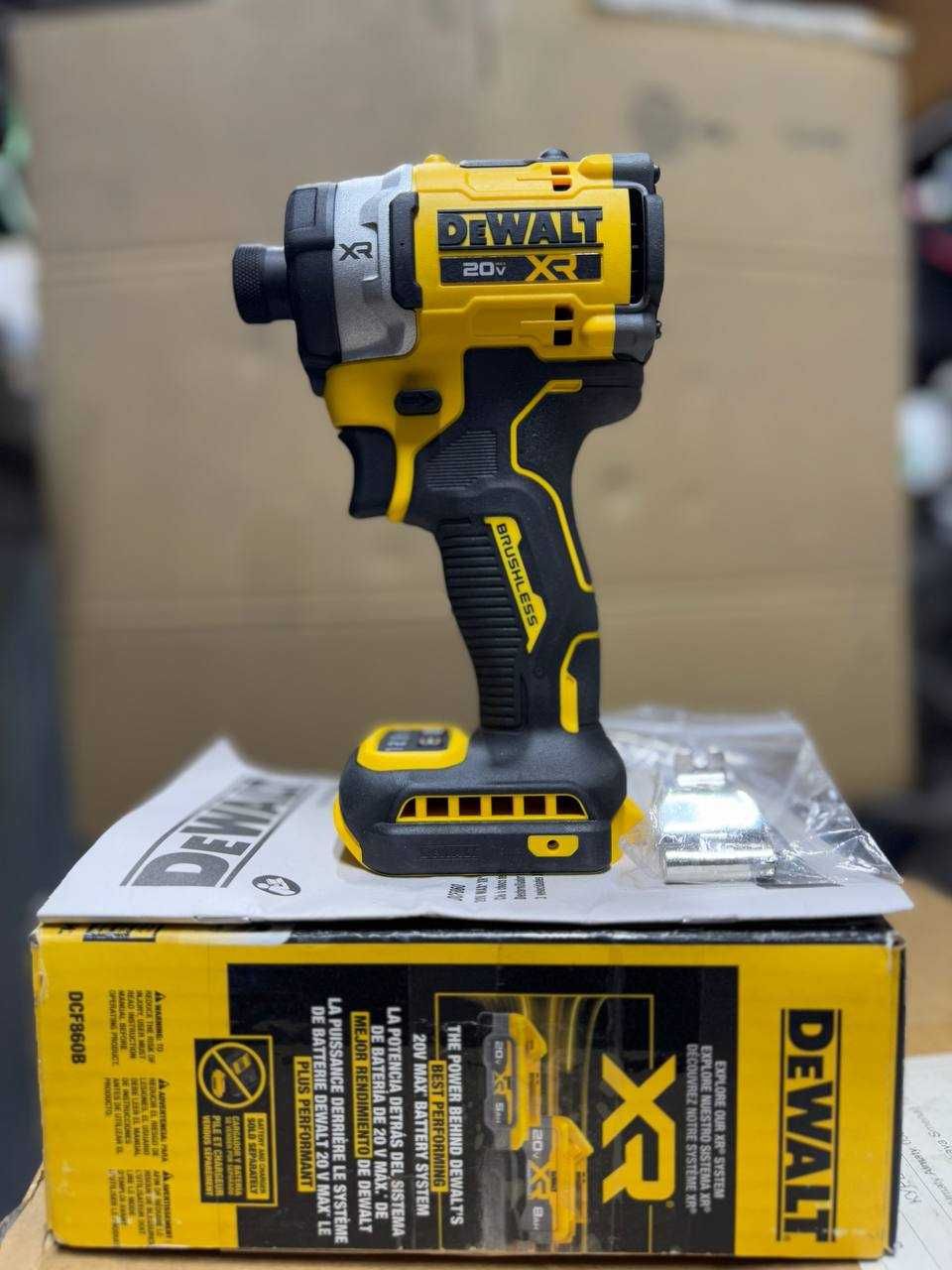 Аккумуляторный ударный винтоверт шуруповерт Dewalt DCF860 ОРИГИНАЛ