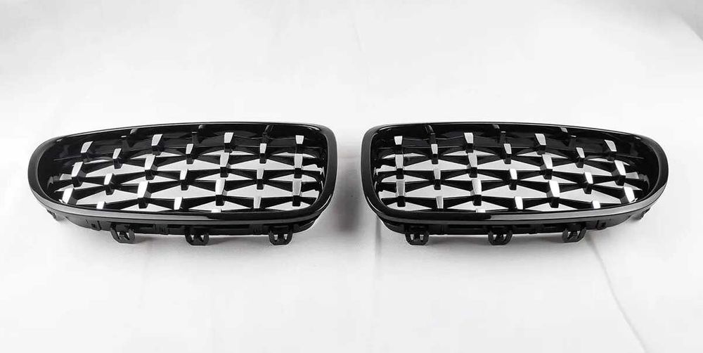 Grile Nari M Diamond BMW F10 F11 Negru Lucios cu Argintiu, Grila Dubla
