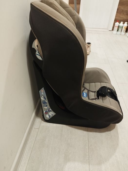 Столче за кола Chicco