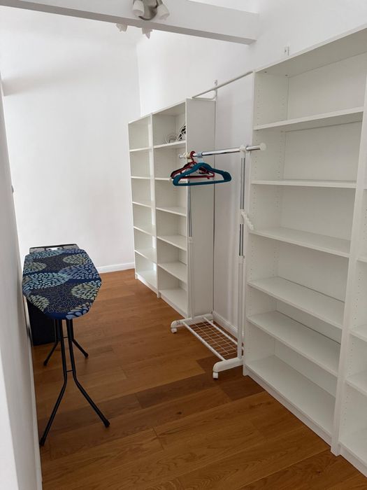 Apartament 2 camere, complet mobilat, proaspat renovat, strada Lunga