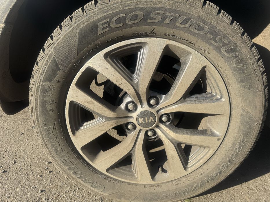 Продам зимние шины