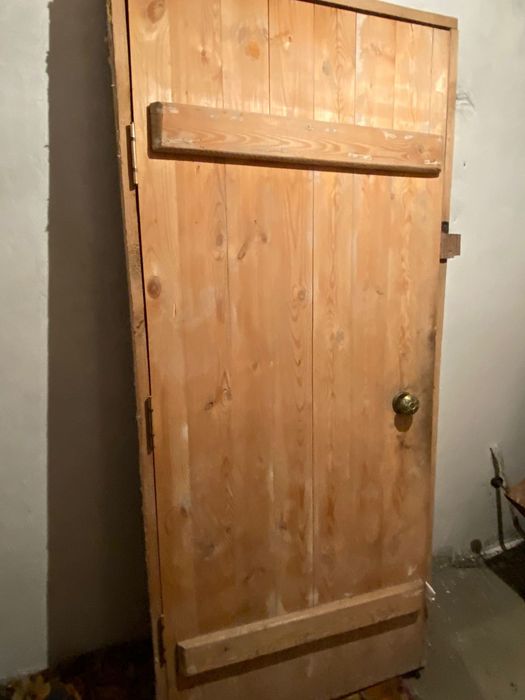 Входной банный дверь