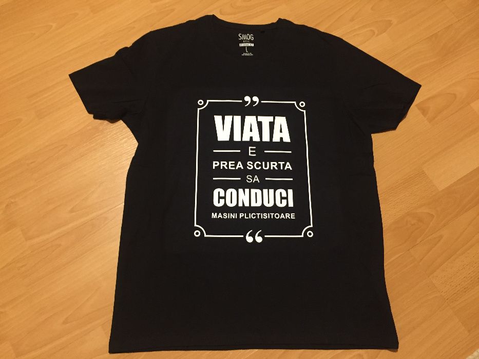 Tricouri personalizate diverse modele