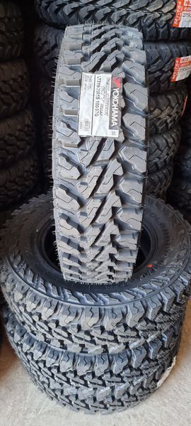 215/75/15 YOKOHAMA M/T