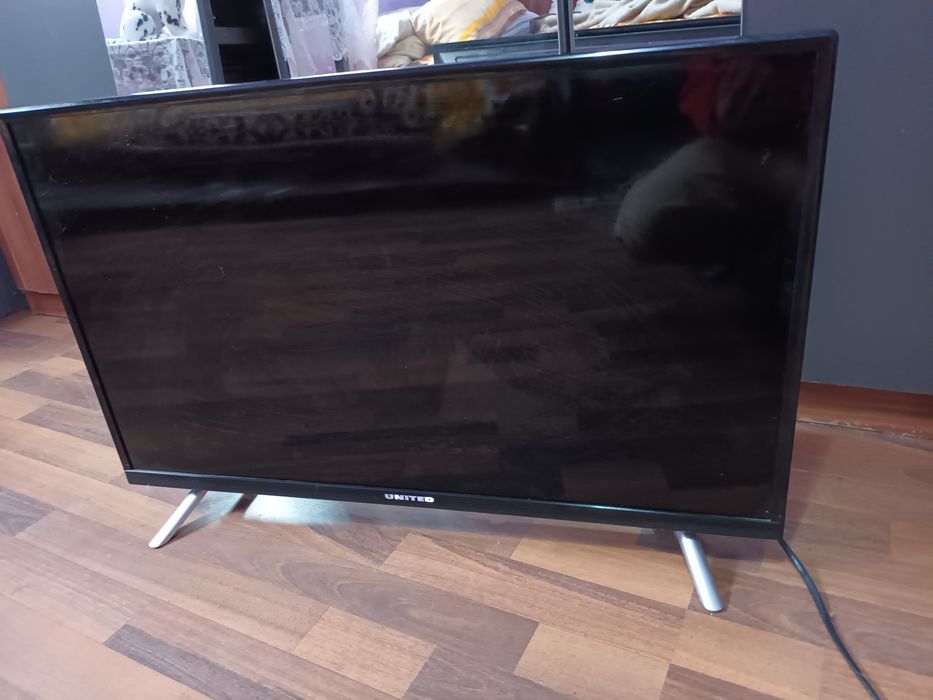 Vând televizoare united oferta