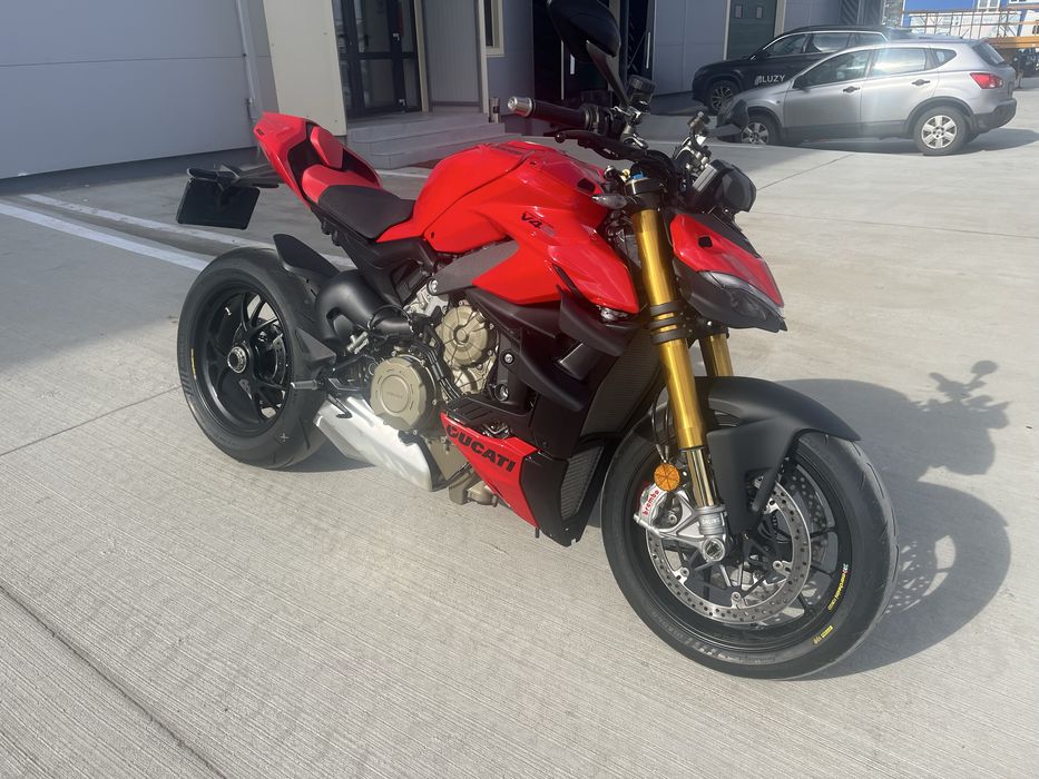 Ducati Streetfighter V4S