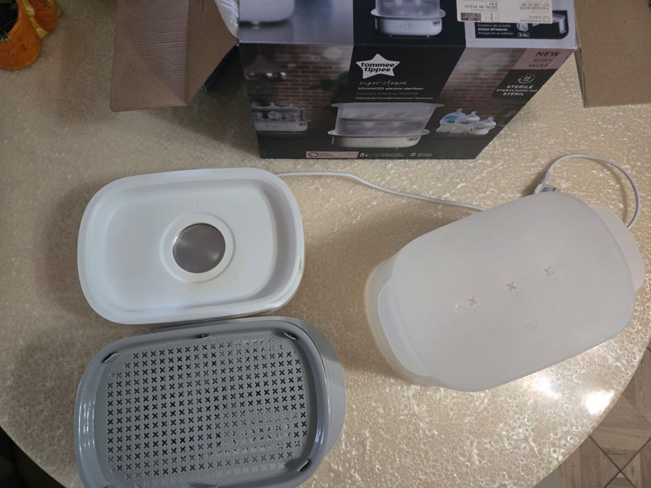 Sterilizator Tommee Tippee