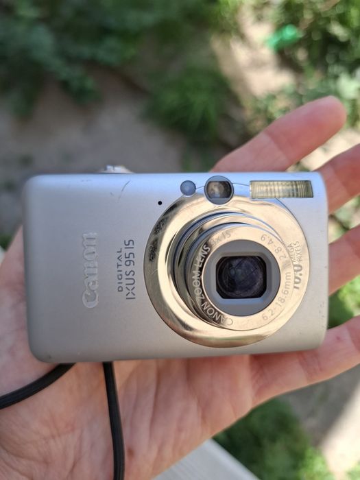 Компактен дигитален фотоапарат CANON DIGITAL IXUS 95
