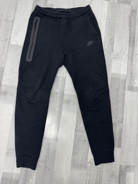 Pantaloni Nike Tech Negru