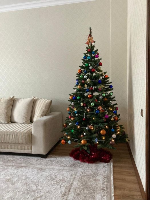 Искусственная елка 2,1 метра